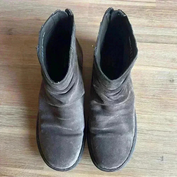 Clarks Ankle Boot Artisan Brown Suede Slouch Comfort Fashion Shoes Womens Sz 9.5 - Picture 7 of 13